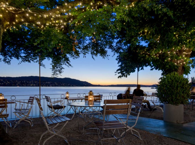 05_Sonne_Kuesnacht_Schoene Aussichten Touristik_Biergarten